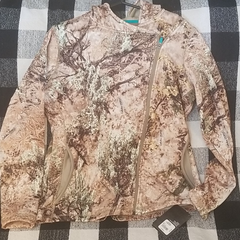 XL Cabela's Western Zone Diagonal Zip Hoodie